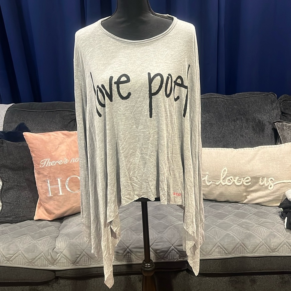 Peace Love World Love Poet Top Size M